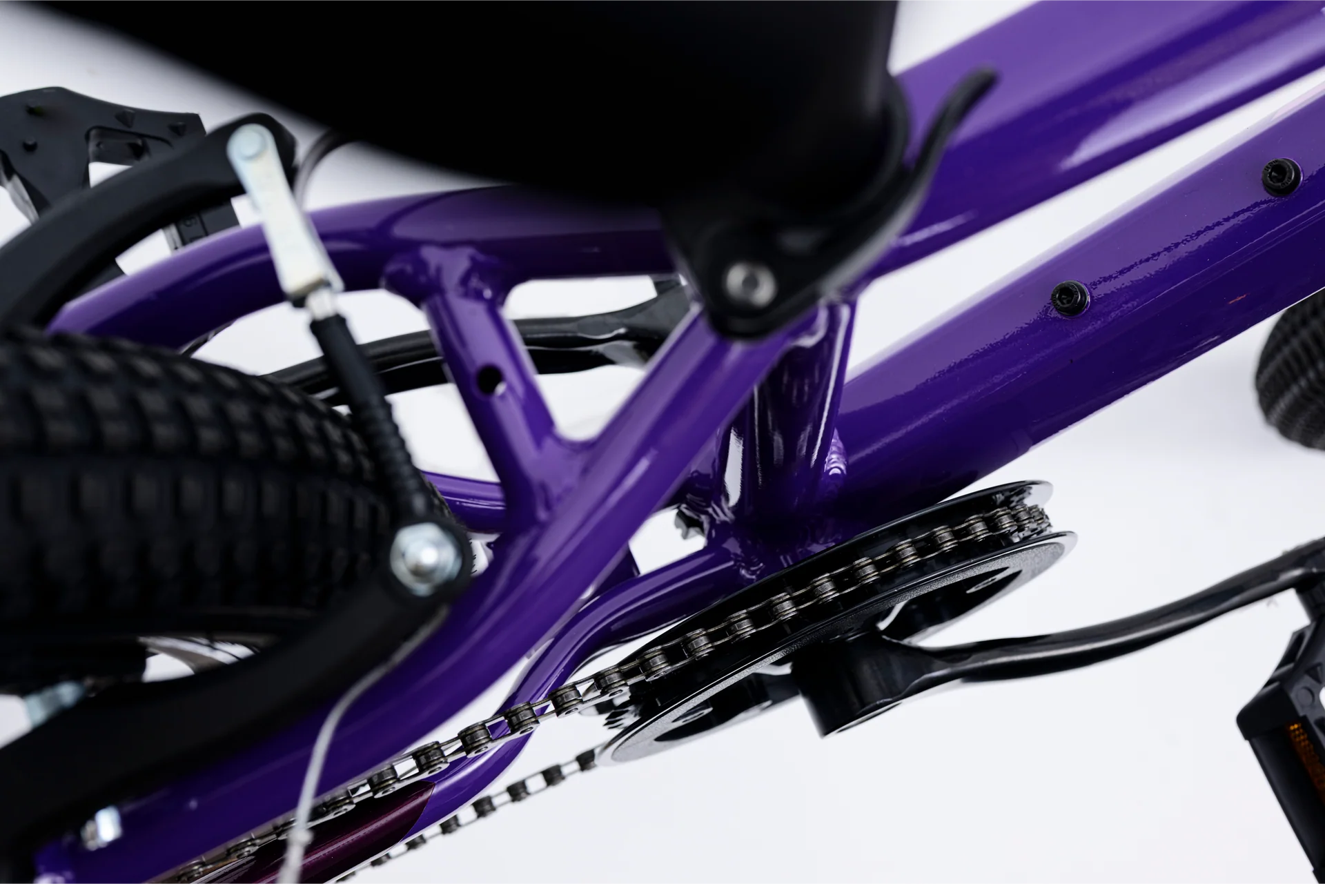 Avalanche Cosmic 24" Bike