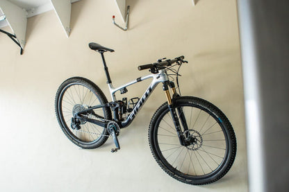 Pedal Holder Wall Storage