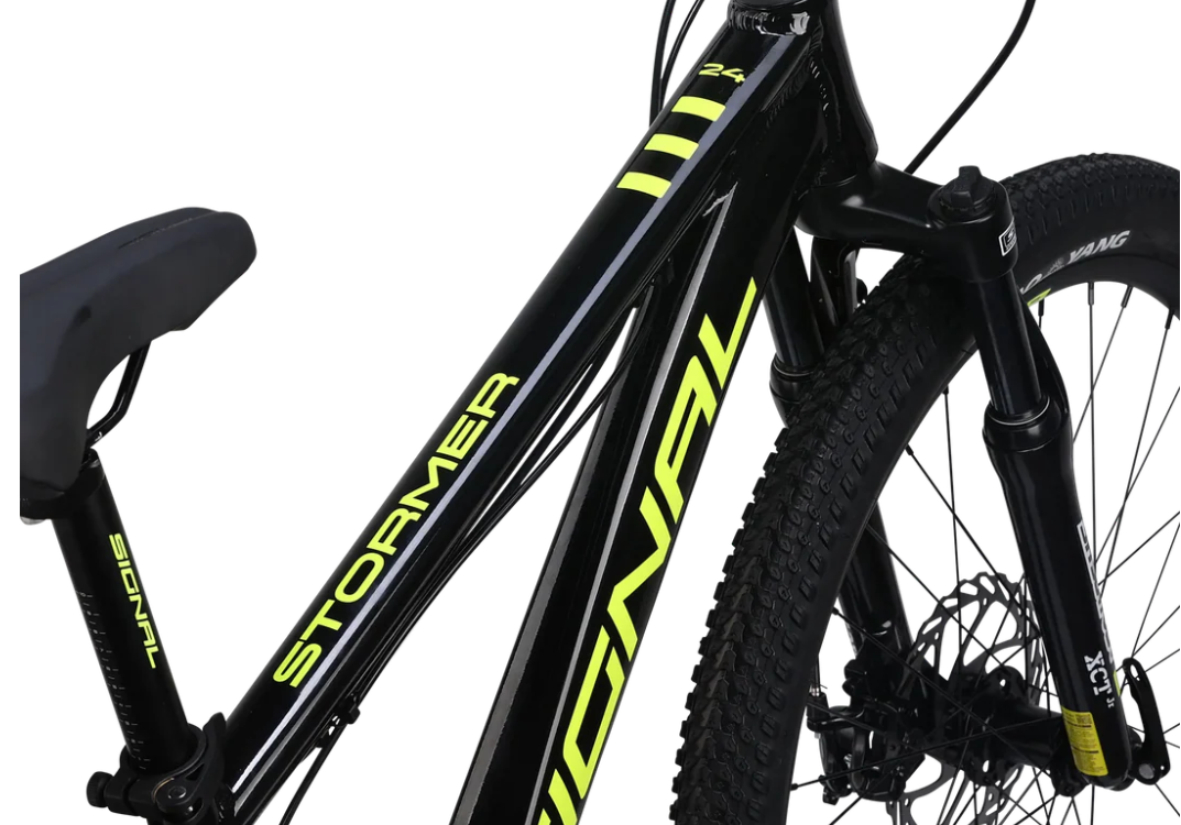 Signal Stormer 24 MY26 Black/Yellow Flash 24"